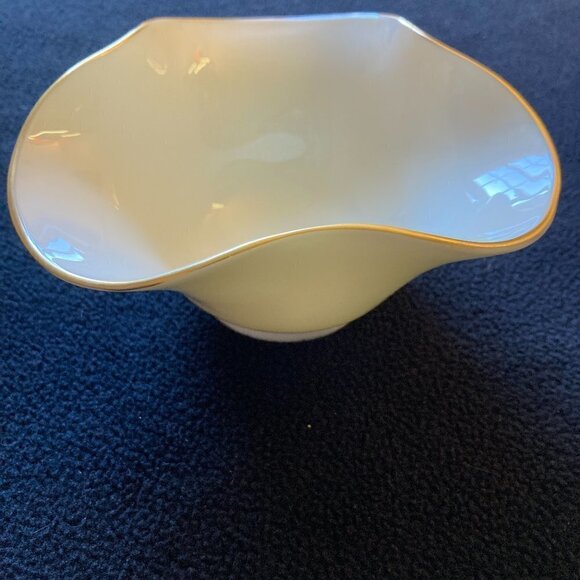 Lenox Other - Lenox Bowl, EUC